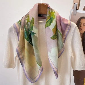 Eleganter Quadratischer Schal Mit Blumendruck Fischgrätenmuster Satinnähnliches Polyester Halstuch Modeaccessoire Für Damen