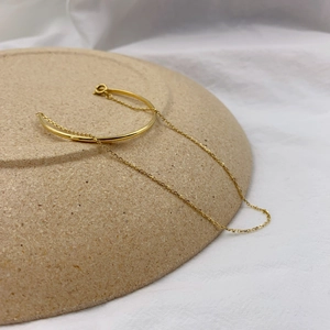 18K gold-plated double-layer bracelet with rigid open ring and fine cross chain design