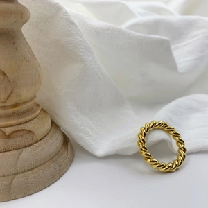 Polished gold plated chunky twist ring for women made of durable titanium steel