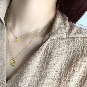 Mehrlagige Runde Münzanhänger Halskette Titanstahl Gehämmert Vintage Gold Schlüsselbeinkette Für Damen