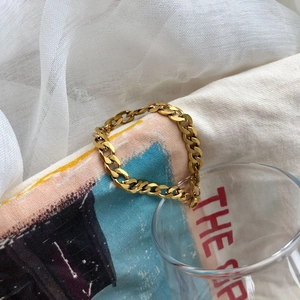 Bracelet À Maillons Cubains En Acier Titane Plaqué Or Chaîne Épaisse Minimaliste Design De Niche Bijoux Pour Femmes