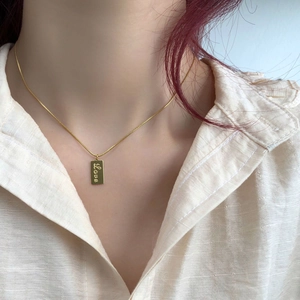 Minimalist 18K Gold Plated Stainless Steel Snake Chain Choker Necklace With Square Plate Love Engraved Pendant For Women