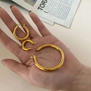 Minimalist Titanium Steel Hoop Earrings Gold Plated Geometric Circle High Polish Jewelry For Women