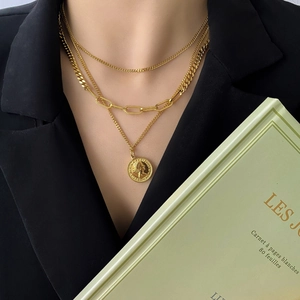 Collana A Più Strati Donna Acciaio Al Titanio Retro Ciondolo Moneta Ritratto Catena Graffetta Oro