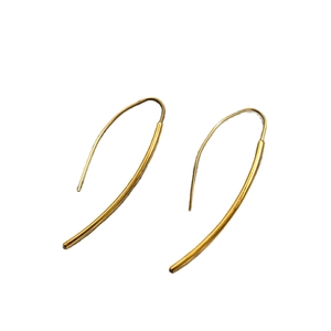 Orecchini a gancio curvo dorati minimalisti con finitura lucida ed elegante design lungo