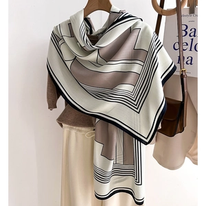 Fashion Geometric Color Block Scarf For Women Polyester Striped Shawl Lightweight Warm Neck Wrap Scarf For Autumn Winter