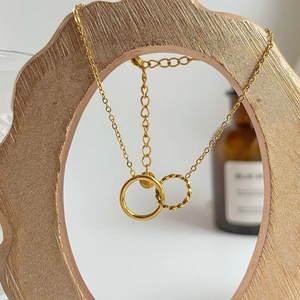 Interlocking Circles Bracelet Titanium Steel Gold Plated Minimalist Korean Style For Women Elegant Cross Chain Jewelry