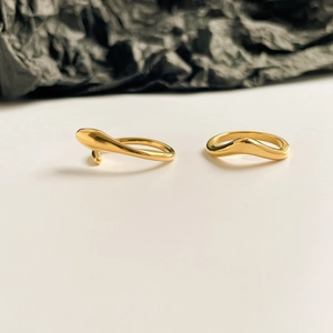 Geometric Snake Shaped Ring 15K Gold Plated Stainless Steel Minimalist French Style Abstract Pointed Finger Jewelry For Women