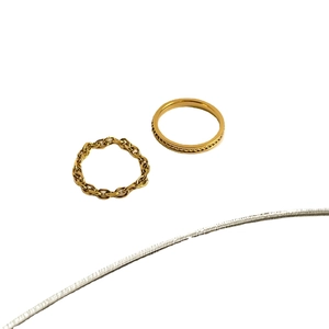 Set of two gold braided chain rings with twisted rope texture for women