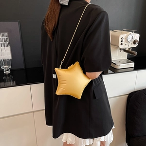 Fashionable yellow star-shaped crossbody bag with gold chain strap for women