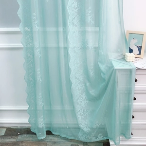 Elegante tenda in pizzo verde menta con ricamo floreale bianco per l'arredamento casa