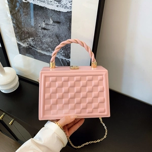 Geometric Lattice PU Leather Crossbody Box Bag With Twist Handle And Gold Chain For Women Elegant Fashionable