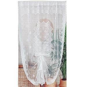 Rideau en dentelle blanche de style français avec broderie florale et nœud papillon