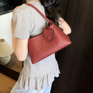 French style woven deep red shoulder bag with classic intrecciato texture
