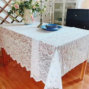 Nappe en Dentelle Florale Vintage Française Rectangulaire Ajourée Élégante pour Mariage Fête Table à Manger Thé Décoration