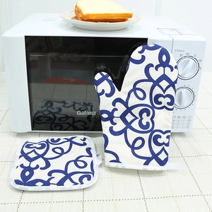 Oven Mitt And Potholder Cotton Linen Heat Resistant Nordic Blue White Floral Print Baking Cooking Kitchen Accessories