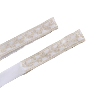 Elegante cinta de encaje blanco con bordados dorados para cortinas y decoración DIY