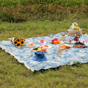 Bohemian Ethnic Picnic Blanket Portable Outdoor Camping Mat Vintage Yarn Dyed Jacquard Tassel Rug For Travel Park Garden