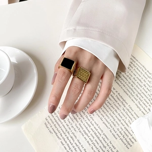 Signet Ring Stainless Steel Square Face Black Enamel Geometric Grid Retro Industrial Style Unisex Minimalist