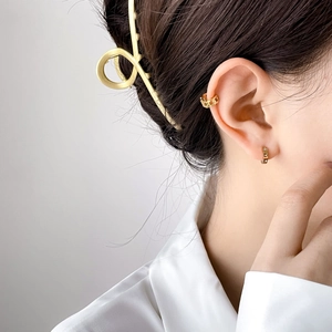 Huggie Earrings Ear Cuffs Titanium Steel Gold Plated Cubic Zirconia Hexagram Star Chain Minimalist Non Pierced Jewelry Women