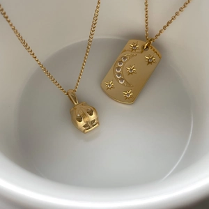 Colliers vintage en titane doré avec pendentifs lune, étoiles et masques géométriques