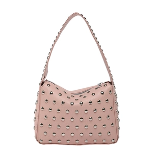 Borsa a spalla rosa stile punk con borchie argentate e trama in pelle litchi