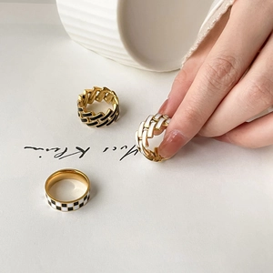 Fashion Stainless Steel Ring Checkerboard Enamel Chain Link Hollow Out Gold Plated Modern Minimalist Jewelry