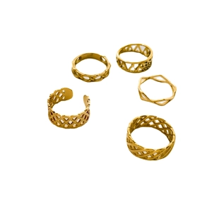 5-piece gold hollow ring set with woven chain and geometric diamond lace designs