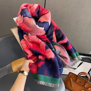 Floral print thick cashmere winter scarf for women with elegant tassel edges