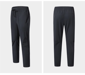 Vista dettagliata fronte e retro dei pantaloni sportivi da uomo ad asciugatura rapida