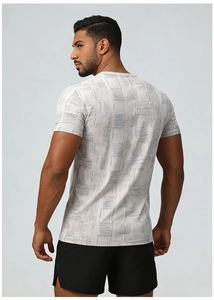 Detail view of the back seams and athletic cut on this grey patterned gym t-shirt