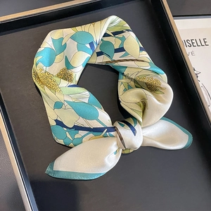 Carré De Satin Imprimé Floral Satin De Mûrier Doux Brillant Foulard Accessoire Mode Pour Femmes Décoration Sac À Main Élégant