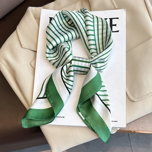 Foulard Carré En Satin À Rayures Satin Imitation Satin Foulard Pour Femmes Mode Élégante Écharpe De Tête
