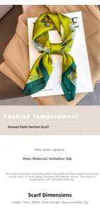Dettaglio ravvicinato del foulard 70cm in finta seta con motivi floreali vintage verde oliva