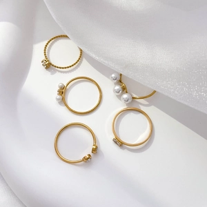 Elegant Stainless Steel Ring With Freshwater Pearl And Cubic Zirconia Gold Plated Geometric Twisted Design For Women