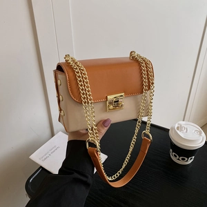 Women Crossbody Bag Fashion PU Leather Small Square Shoulder Purse With Gold Chain Strap And Rivet Details