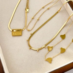 Vintage Heart Faith Letter Plate Pendant Necklace Women Gold Plated Stainless Steel Minimalist Snake Bone Chain Jewelry