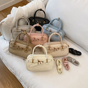 Collection de sacs à main rétro texture tissée en sept couleurs avec bandoulières