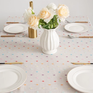 Colorful pompom jacquard woven tablecloth with American minimalist linen texture