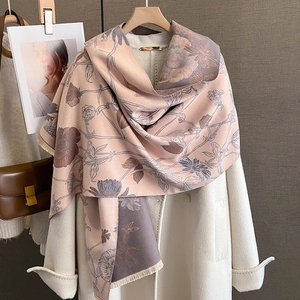 Thick winter floral pashmina shawl for women featuring double-sided pink and grey patterns