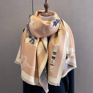 Thick cashmere-like shawl with vintage horse carriage print and fringe edges