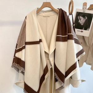 Women's color-block cashmere shawl and coat set with geometric pattern and fringe trim