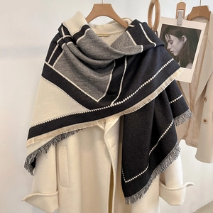 Fashion Colorblock Geometric Large Square Scarf Imitation Cashmere Warm Thickened Shawl With Tassels For Women Winter