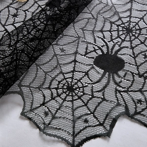 Chemin de table Halloween en dentelle noire avec motif de toile d'araignée décorative