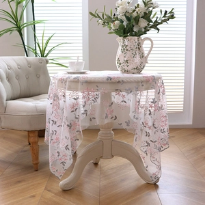 White lace tablecloth with floral embroidery in American pastoral style for dining decor