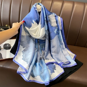 Elegante Sciarpa Lunga Con Stampa Floreale Per Donna Scialle In Raso Artificiale Protezione Solare Avvolgente Leggera