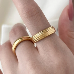 Multi-layer 18K gold plated titanium steel rings with textured and smooth arc finish