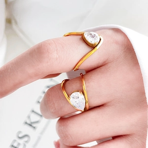Bagues doubles plaquées or 18 carats avec zircon goutte et design à lignes courbes