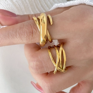 Modern multi-layer gold plated stainless steel intertwined ring with liquid metal texture