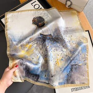 Carré de soie artistique avec imprimé peinture à l'huile et bordure dorée champagne chic
